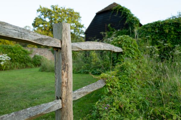 Fence Pole Replacement Service